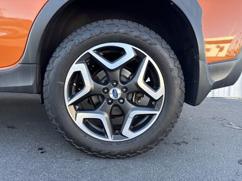 Used 2018 Subaru Crosstrek 2.0i Limited w/ Popular Package #2 image 3