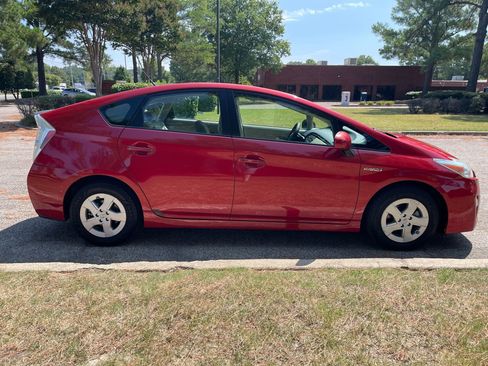 Used 2011 Toyota Prius One image 6