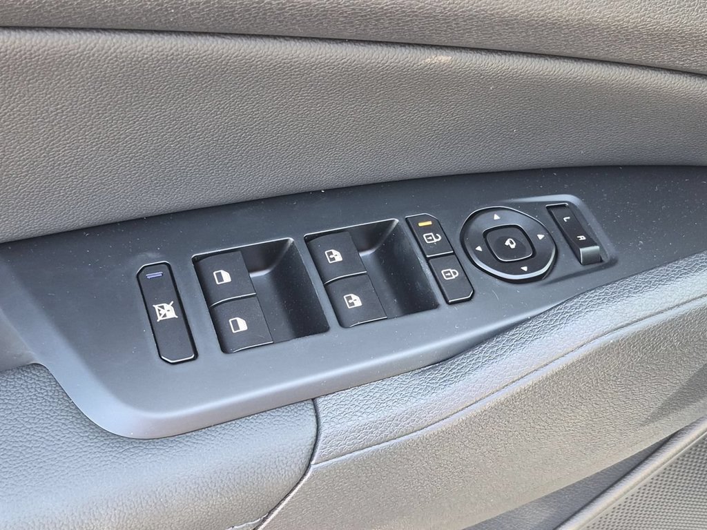 New 2027 Kia Sportage X-Line Prestige AWD/4WD image 24