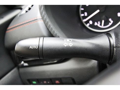 Used 2025 Nissan Sentra SR w/ Midnight Edition image 15