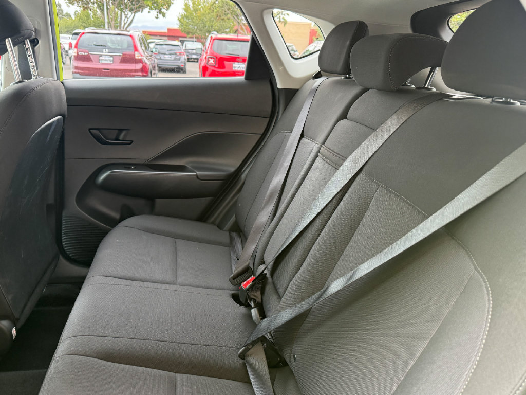 Used 2024 Hyundai Kona SEL AWD/4WD image 17