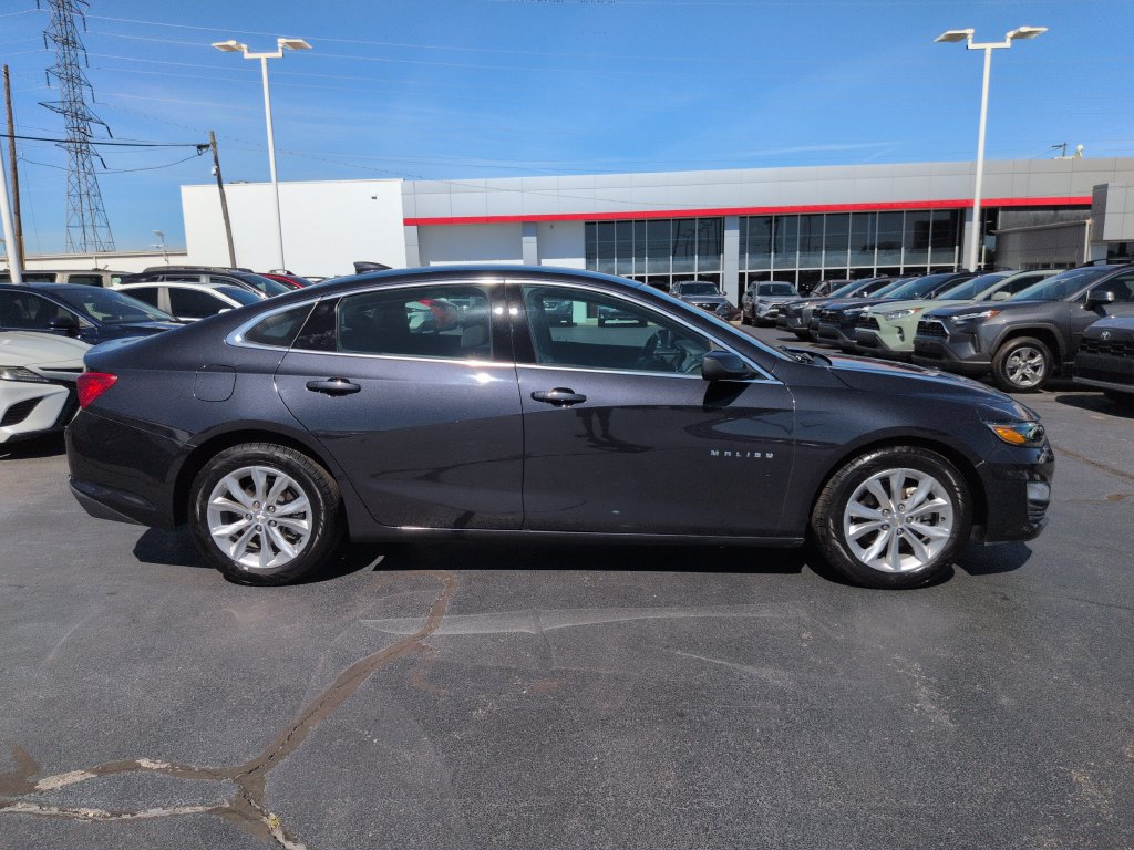 Used 2023 Chevrolet Malibu LT w/ Driver Confidence Package FWD image 6
