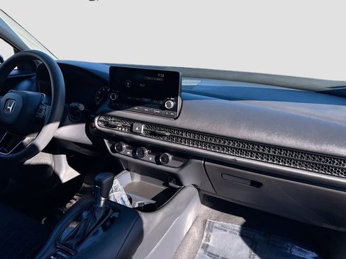 Certified 2023 Honda HR-V LX image 31