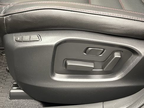 Certified 2025 MAZDA CX-5 Carbon Edition AWD/4WD image 10