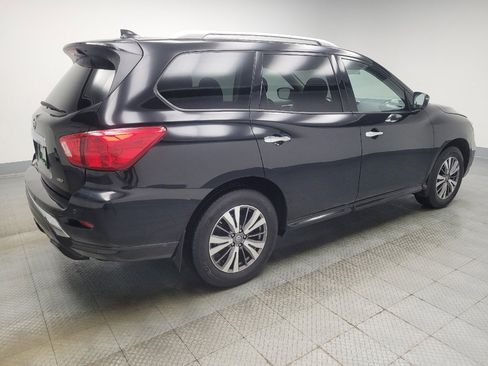 Used 2019 Nissan Pathfinder S image 10