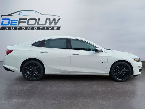 Used 2024 Chevrolet Malibu LT w/ Sport Edition image 2