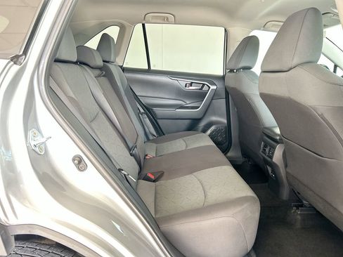 Used 2024 Toyota RAV4 XLE image 37