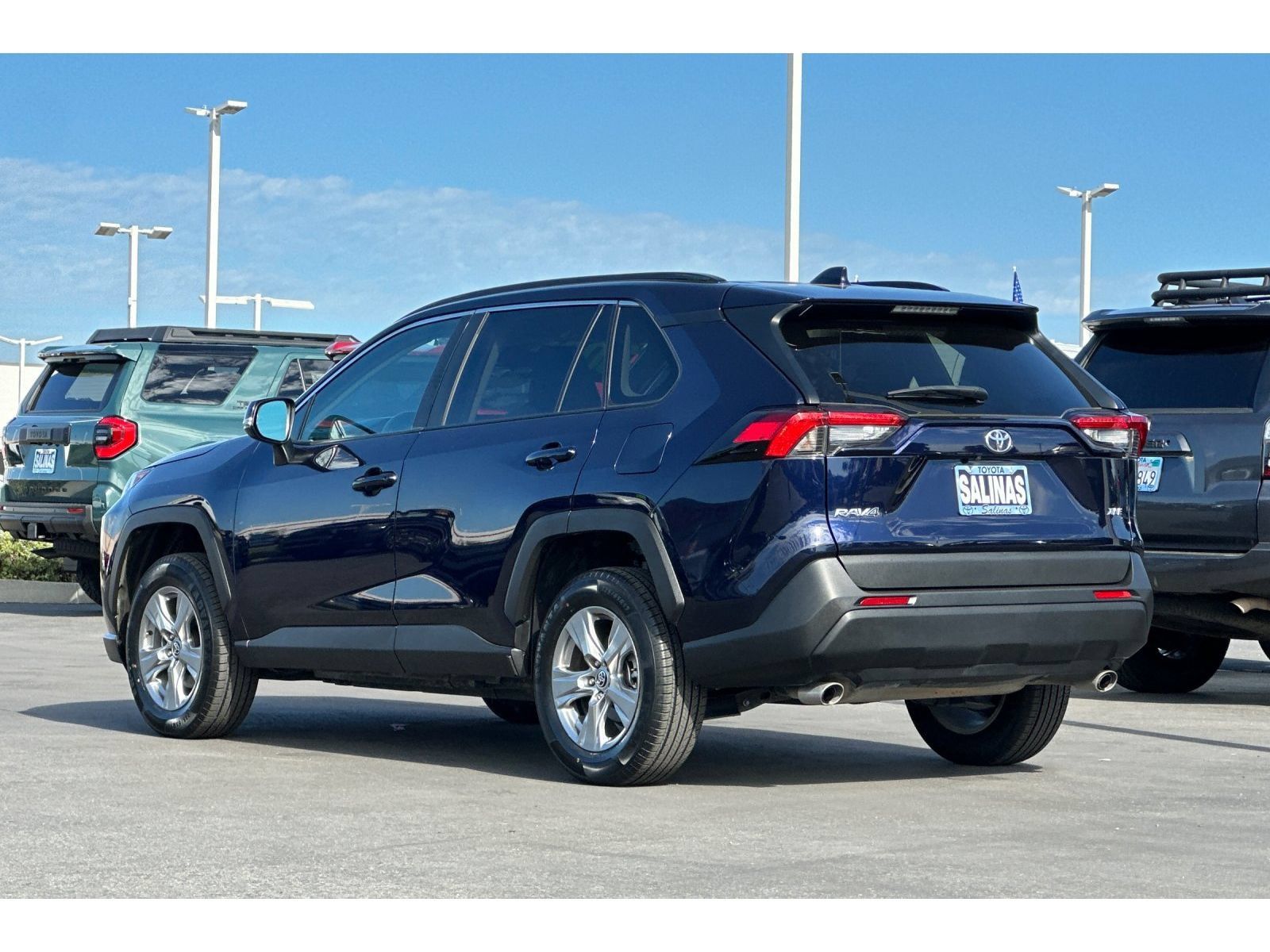 Used 2024 Toyota RAV4 XLE FWD image 6