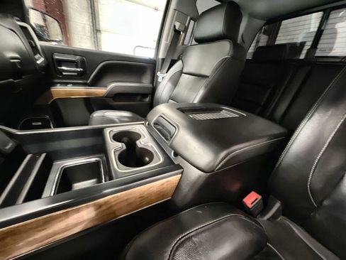 Used 2018 Chevrolet Silverado 1500 LTZ w/ Sport Package image 22