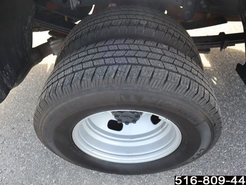 Used 2025 Ford F350 XL image 11