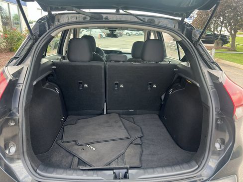 Used 2023 Nissan Kicks SV FWD image 12