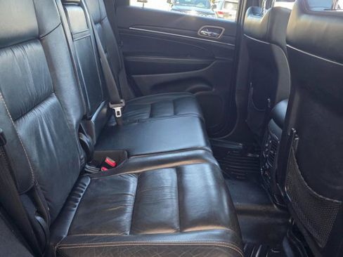 Used 2014 Jeep Grand Cherokee Limited AWD/4WD image 12