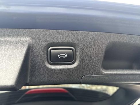 Used 2023 Hyundai Santa Fe SEL image 10