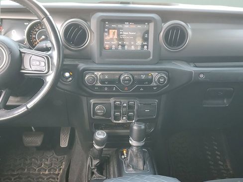 Used 2021 Jeep Gladiator Sport AWD/4WD image 15