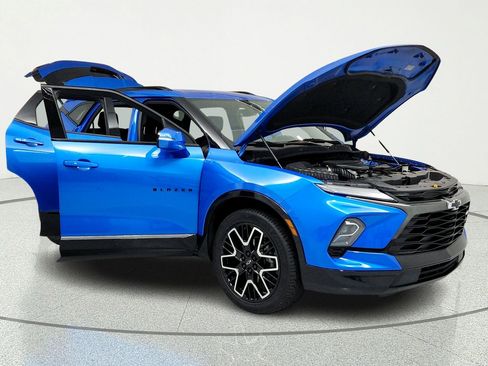 Certified 2024 Chevrolet Blazer RS w/ Enhanced Convenience Package FWD image 14
