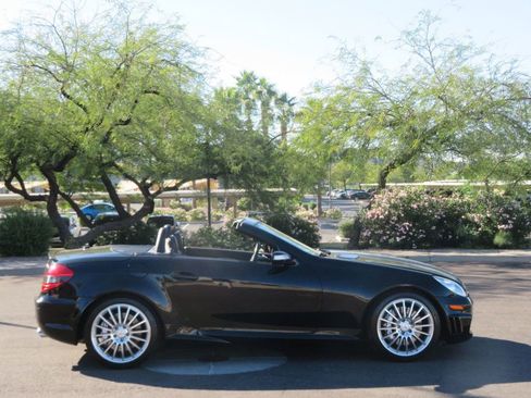 Used 2006 Mercedes-Benz SLK 55 AMG image 3