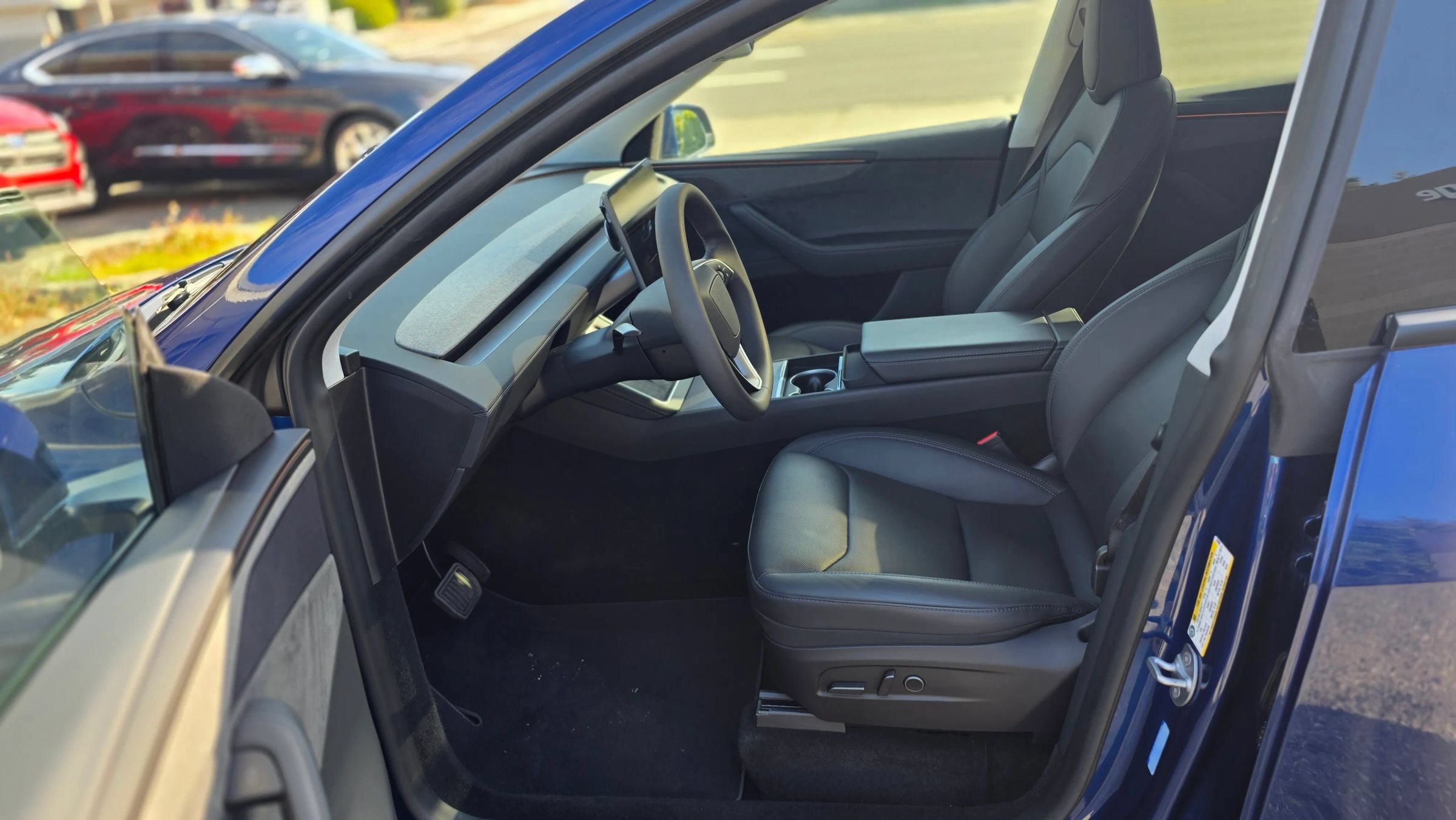 Used 2026 Tesla Model Y AWD image 10