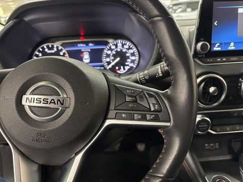 Used 2023 Nissan Sentra SR w/ SR Premium Package image 27