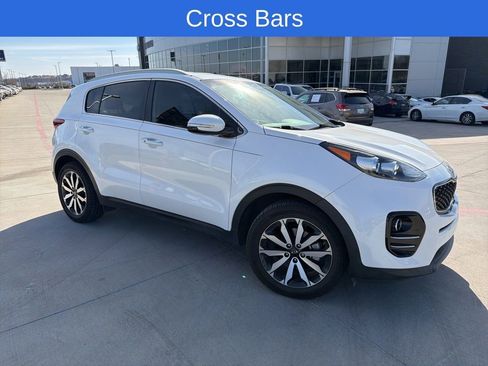 Used 2019 Kia Sportage EX image 2