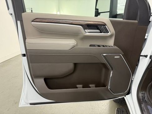 New 2025 GMC Sierra 2500 SLT w/ SLT Premium Package image 14