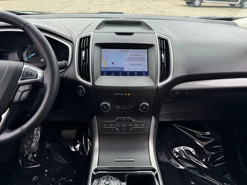 Used 2020 Ford Edge SEL w/ Convenience Package AWD/4WD image 2