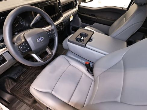 New 2026 Ford F250 XL w/ XL Chrome Package AWD/4WD image 27