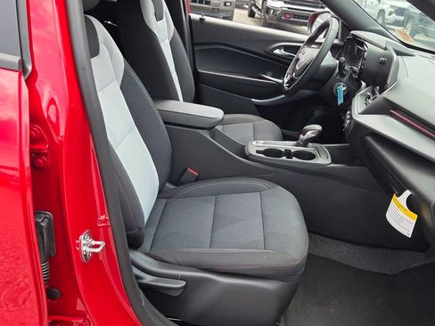 New 2026 Chevrolet Trax RS w/ Sunroof Package FWD image 13