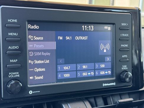Used 2021 Toyota RAV4 XLE w/ Convenience Package FWD image 19
