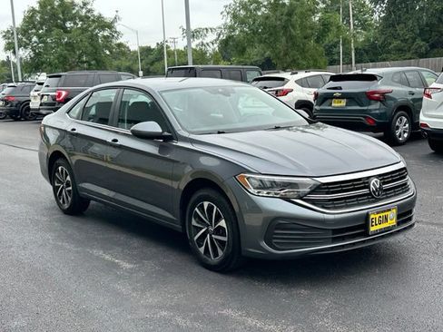 Used 2023 Volkswagen Jetta S FWD image 3