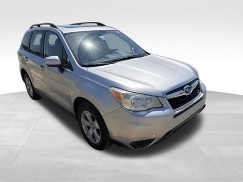 Used 2014 Subaru Forester 2.5i Premium w/ Popular Package #1 AWD/4WD image 9