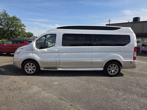 Used 2017 Ford Transit 150 148 Low Roof w/ Exterior Upgrade Package RWD image 1