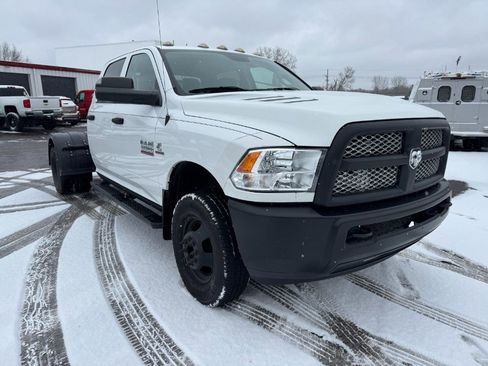 Used 2016 RAM 3500 ST image 7