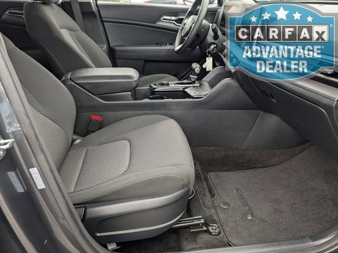 Used 2025 Kia Sportage LX FWD image 20
