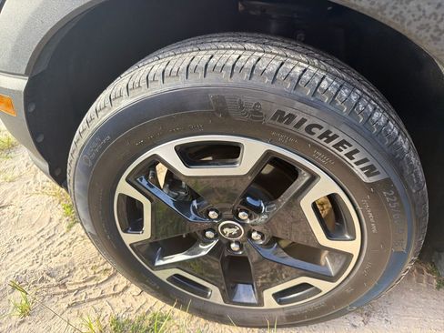Used 2023 Ford Bronco Sport Outer Banks AWD/4WD image 12