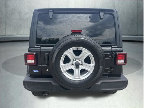 Used 2020 Jeep Wrangler Unlimited Sport S AWD/4WD image 11