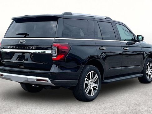 Used 2024 Ford Expedition Limited RWD image 2