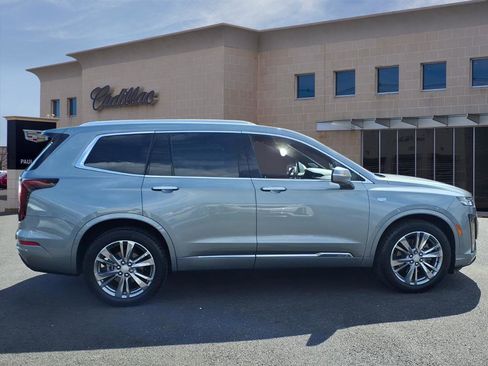 Certified 2024 Cadillac XT6 Premium Luxury w/ LPO, Floor Liner Package image 4