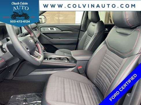 Certified 2025 Ford Explorer ST-Line w/ ST-Line Street Pack image 22