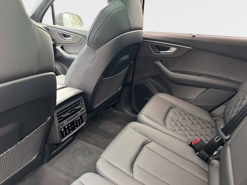 New 2026 Audi SQ7 Premium Plus AWD/4WD image 14