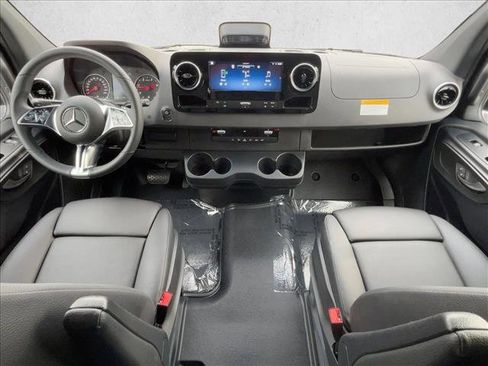 New 2026 Mercedes-Benz Sprinter 2500 image 15