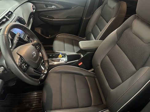 Certified 2023 Chevrolet TrailBlazer RS w/ Convenience Package image 9