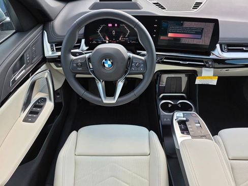 New 2026 BMW X1 xDrive28i AWD/4WD image 11