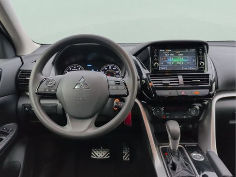 Used 2024 Mitsubishi Eclipse Cross ES image 29