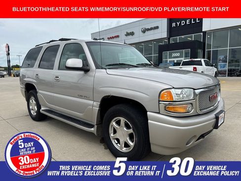 Used 2004 GMC Yukon Denali AWD/4WD image 1