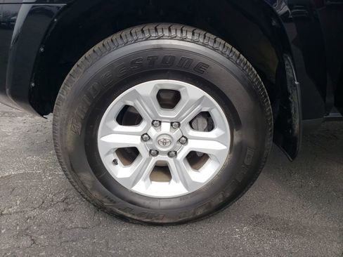 Used 2022 Toyota 4Runner SR5 Premium w/ Moonroof Package image 26