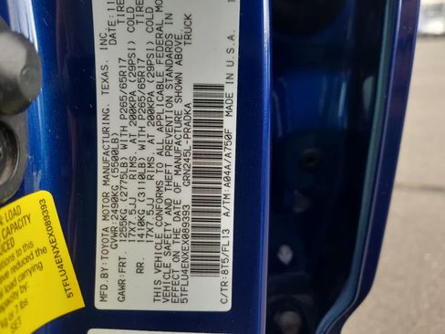 Used 2014 Toyota Tacoma 4x4 Double Cab w/ TRD Sport Package image 29