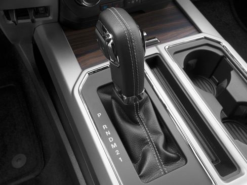 Used 2016 Ford F150 Lariat w/ Equipment Group 502A Luxury image 8