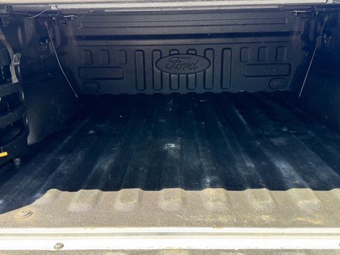 Used 2018 Ford F150 Lariat w/ Equipment Group 502A Luxury AWD/4WD image 12