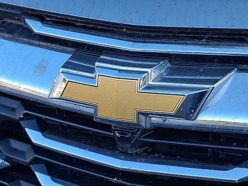 Used 2025 Chevrolet Equinox LT AWD/4WD image 4