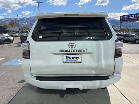 Used 2021 Toyota 4Runner SR5 Premium w/ Moonroof Package image 6